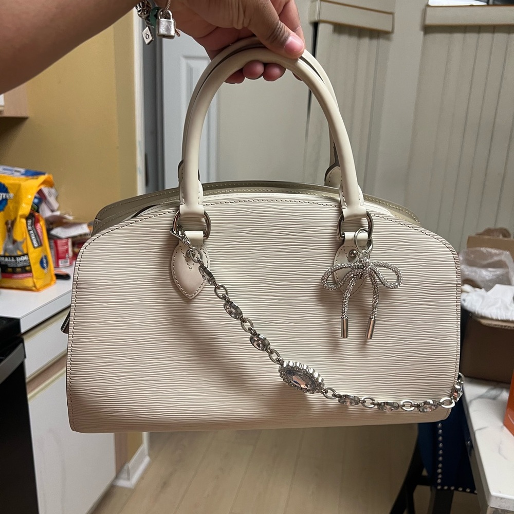 Louis Vuitton Epi Leather Pont Neuf PM Vintage.
